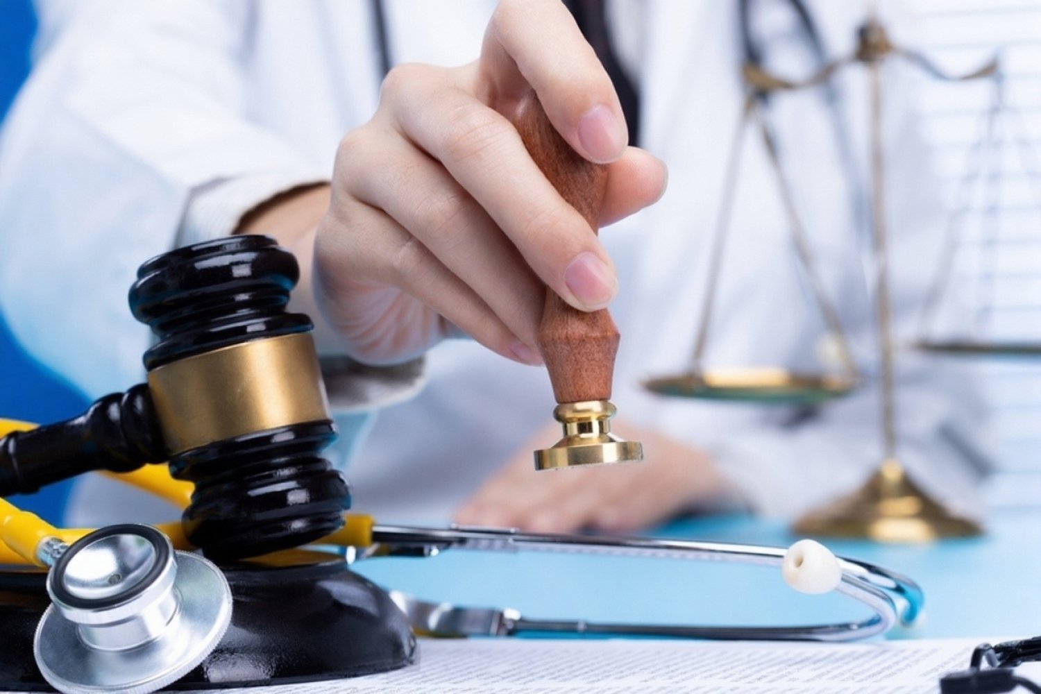Imagem ilustrativa de processo de erro médico — Belisário Maciel Advogados representa pacientes em ações de indenização por erro médico, negligência e responsabilidade civil em São Paulo